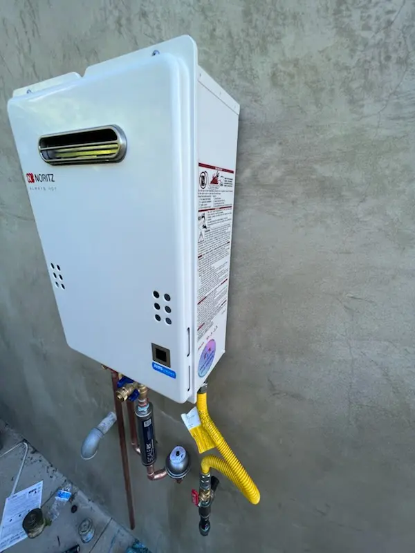 Tankless water heater installation for Lyford Crossing homes